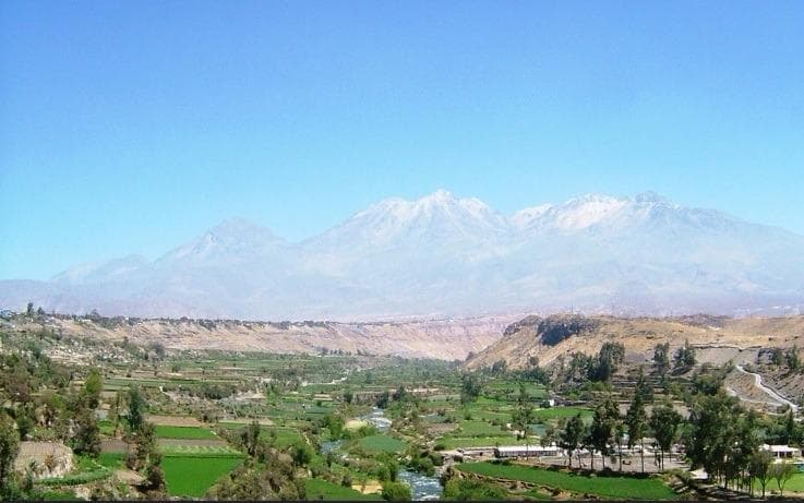 VENTA LOCAL COMERCIAL EN PAMPAS - AREQUIPA - 1