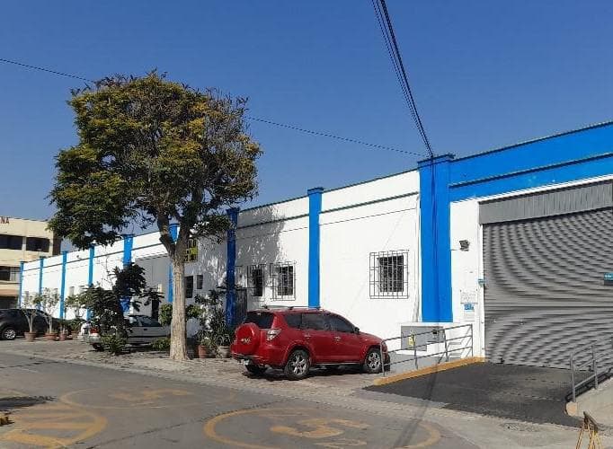 ALQUILER LOCAL COMERCIAL EN PUEBLO LIBRE (609-904-2) - 1