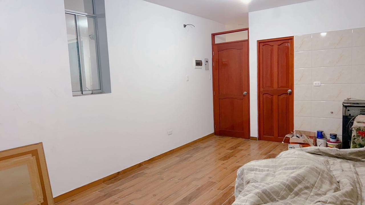 TIENDA COMERCIAL 3 MINUTOS DEL AEROPUERTO JORGE CHAVEZ - 2