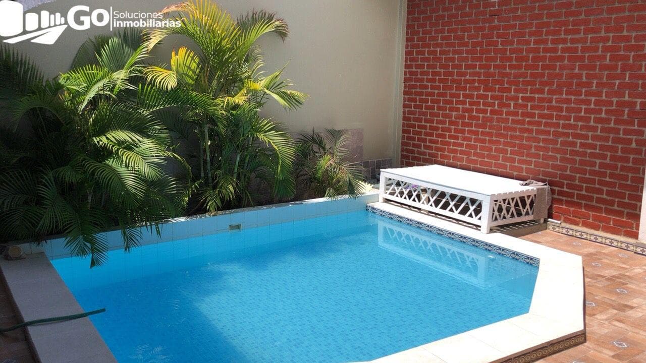 Casa grande en Urb. Los Geranios Piura. - 1