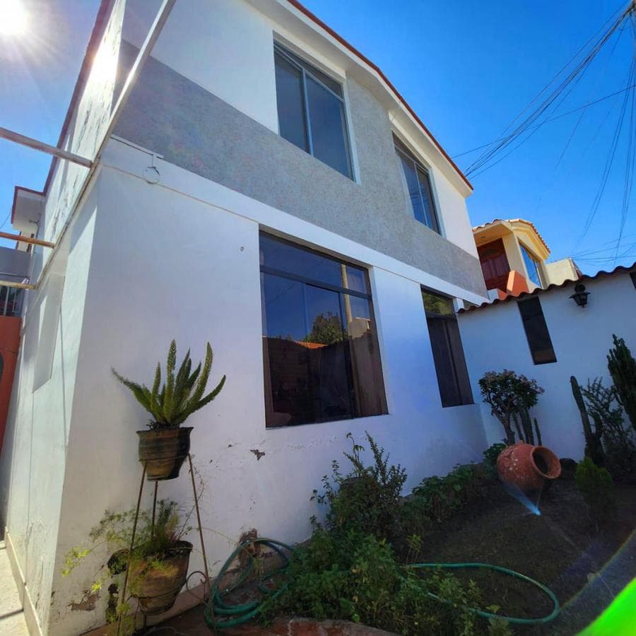 UN HOGAR ENCANTADOR EN LA UBICACIÓN PERFECTA: SAN JERÓNIMO - 1