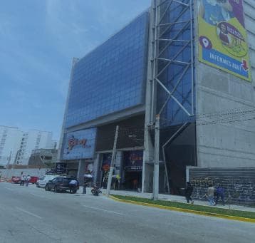 BAJÓ DE PRECIO!!! Local en Galería Galaxy Plaza, Chorrillos - 1